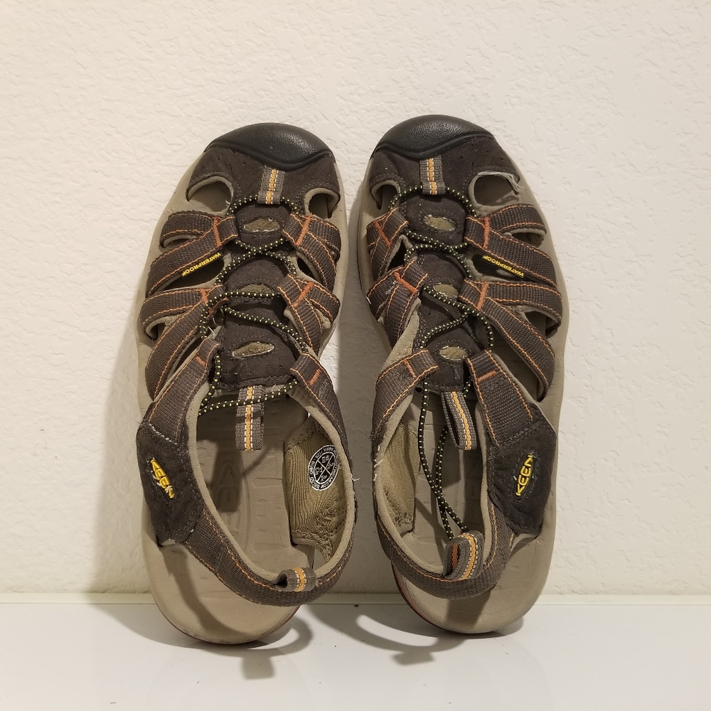Keen Mens Kanyon Waterproof Fisherman Sandals Sz 9 Gray Hiking Toggle 1126-BOBD